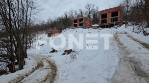 Srušiti nelegalni objekat